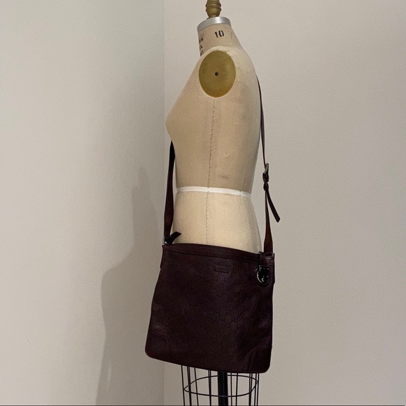 Gucci Guccissima Messenger Bag - Picture 4 of 15